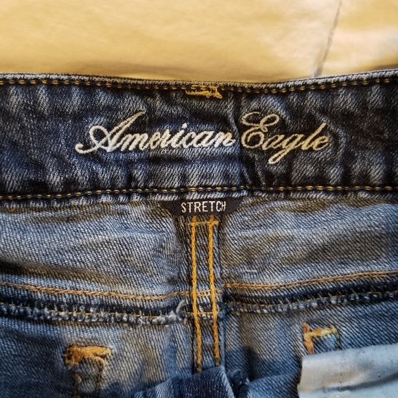 American Eagle Shorts - Picture 2 of 3